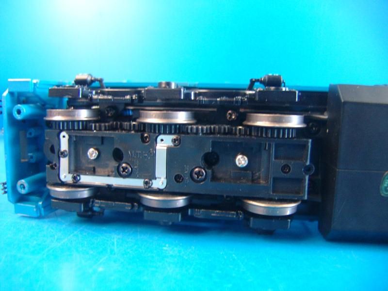 MTH O Scale Dash 8 40CW Diesel Engine Locomotive model Train Parts 