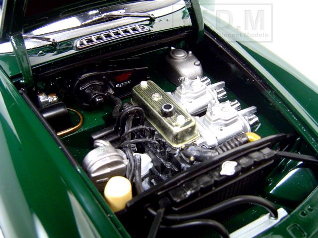 1967 MGB GT MK II NURBURGRING #102 118 AUTOART MODEL  