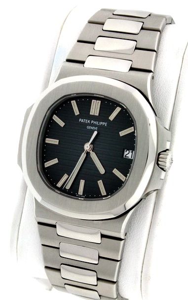 Patek Philippe Nautilus Jumbo 5711/1A Stainless Steel Rare Blue Dial 