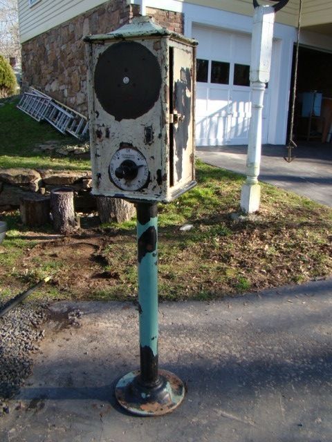 VINTAGE STEAM PUNK 6 INDUSTRIAL DYNAMO CONTROL POWER STATION BOX OLD 