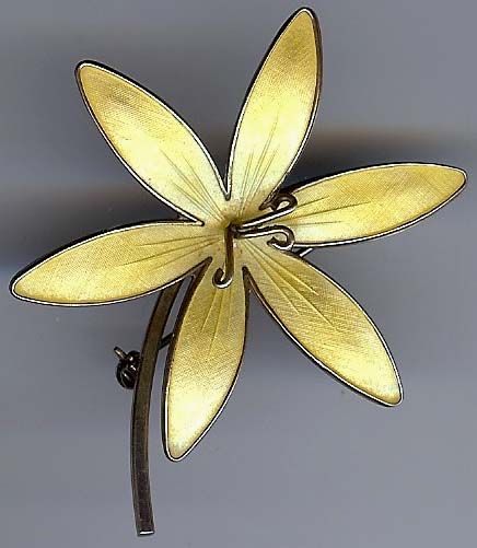 VINTAGE NORWAY YELLOW ENAMEL STERLING SILVER FLOWER PIN  