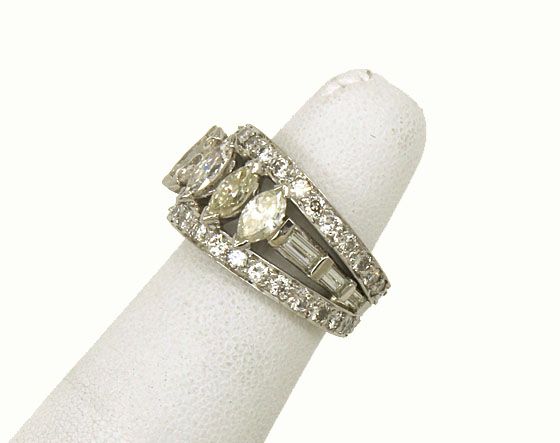 AMAZING PLATINUM 3.4 CTS DIAMONDS LADIES BAND RING  