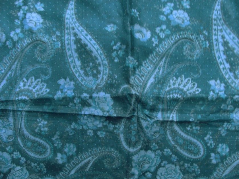 there is a lot more you can do with these vintage saris so have fun 