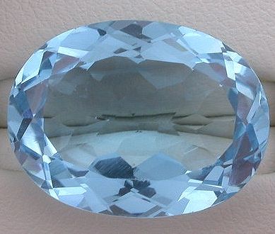 21.28 Carat Sky Swiss Blue Oval Topaz Gem Gemstone  