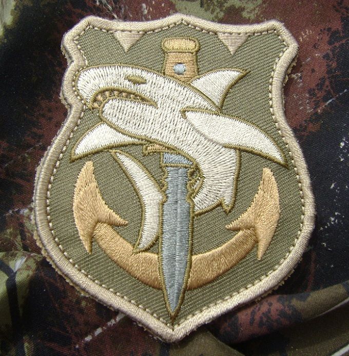 TACTICAL TAC SHARK MULTICAM NAVY MORALE VELCRO PATCH  