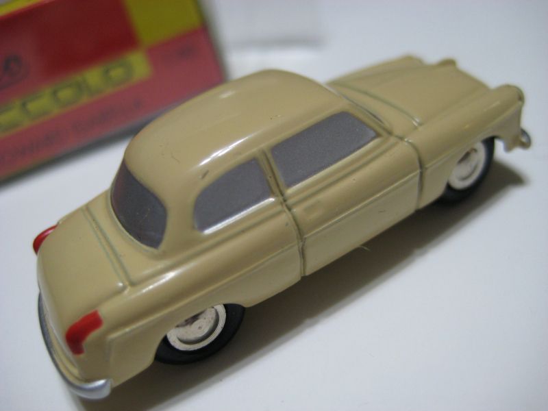 Schuco Piccolo Borgward Isabella Diecast 190 Mint/Boxe  