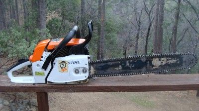 Stihl 038AV Chainsaw W/ 20 Bar & Chain   Carrying Case   New Chain 