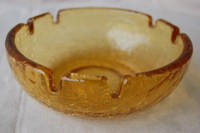 CSO~VINTAGE 1960s AMBER CRACKLE GLASS ASHTRAY  