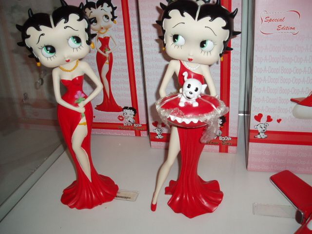 BETTY BOOP Sexy Retro Red Formal Gown Pudgy Dog  