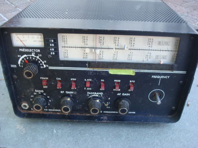 VINTAGE R.L DRAKE 2 B COMMUNICATION RECEIVER  