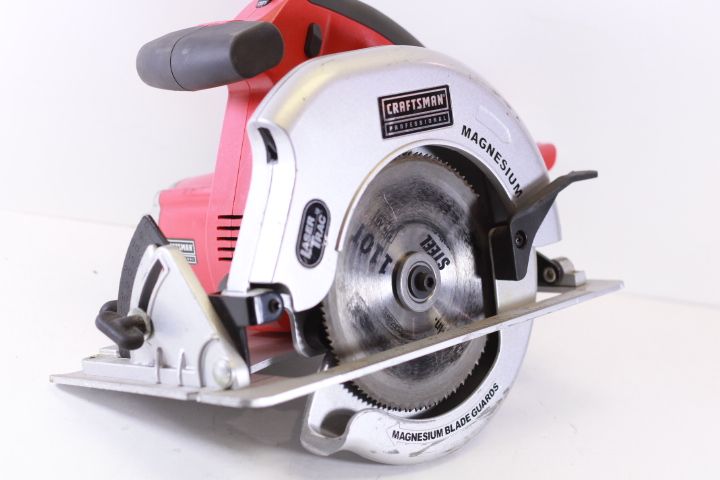 CRAFTSMAN 320.28102 7 1/4 20V CORDLESS CIRCULAR SAW  