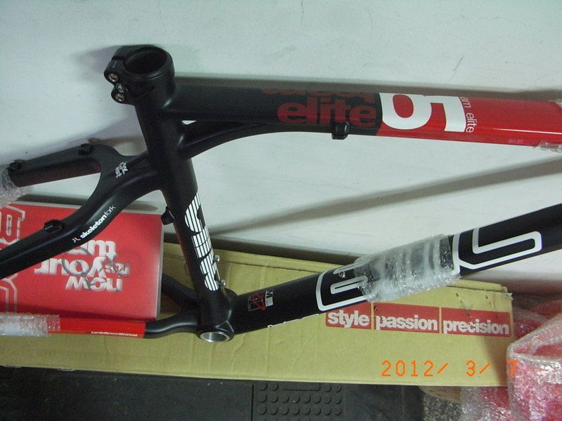   Team Elite TE01 01 Carbon 26 Mountain Bike Frame Medium Size  