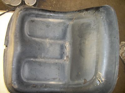 JOHN DEERE 210 212 214 SEAT  