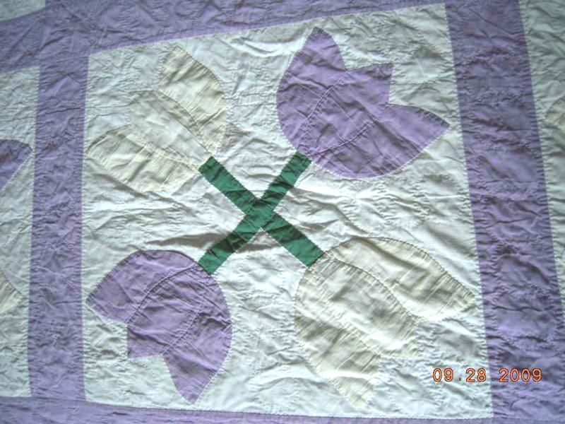 1930s antique AMISH TULIP PATTERN QUILT early NICE  