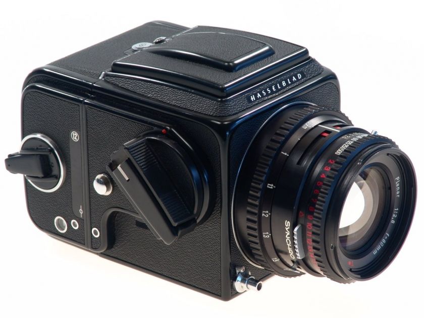 HASSELBLAD 500 C/M BLACK CAMERA ZEISS PLANAR 2.8 f=80mm T* LENS A12 