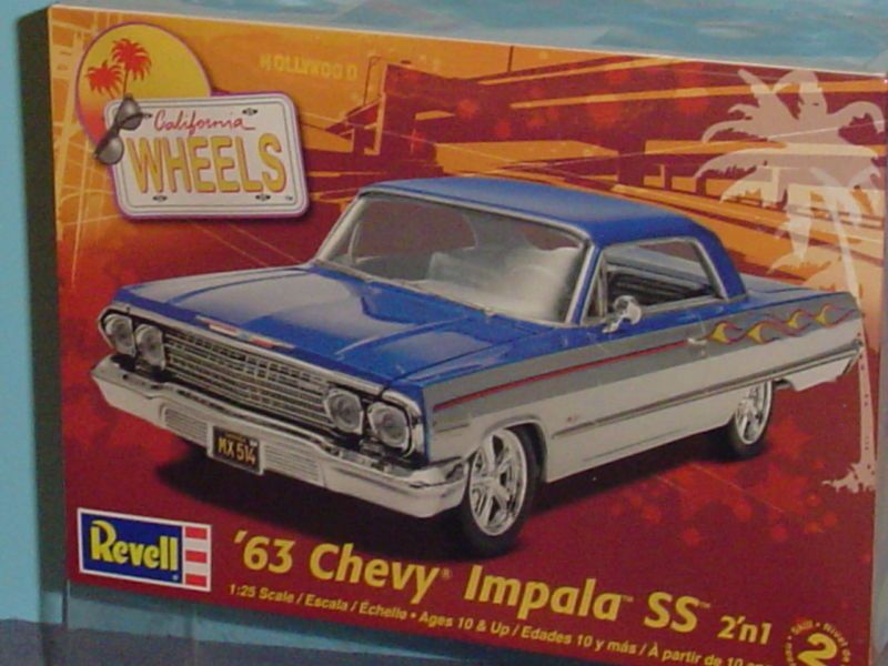 1963 CHEVY IMPALA SS MODEL KIT 125 REVELL  