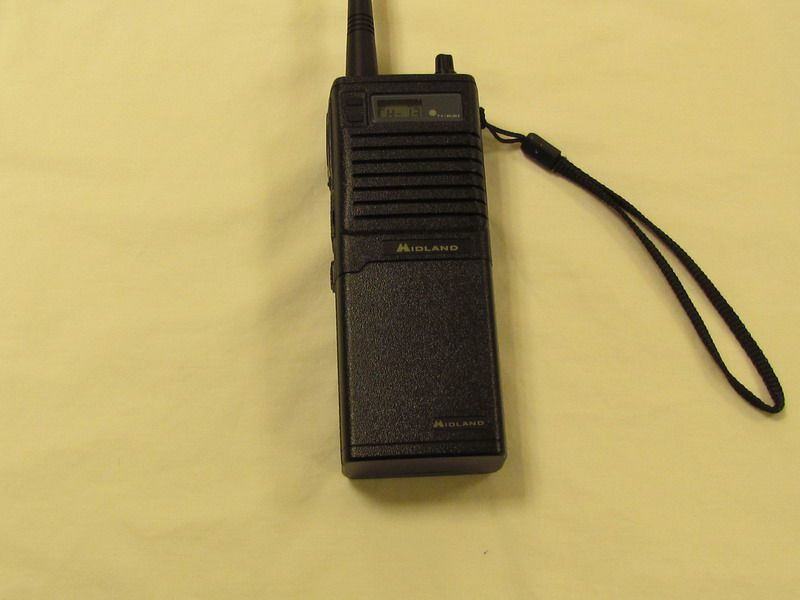 Midland LMR 70 148B Two Way Radio Walkie Talkie 148 174 mHz w Charger 