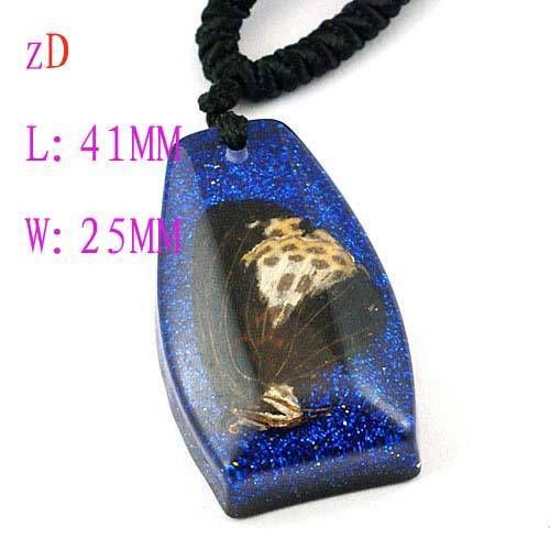 C7520 Vogue Charm Blue Butterfly Amber Necklace Pendant  