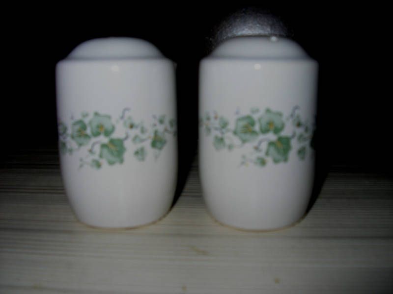 Corelle Coordinate Jay Import Callaway Salt & Pepper  