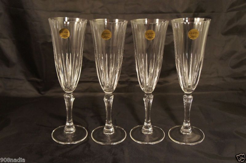 CHAMPAGNE FLUTES/GLASSES ITALIAN CRYSTAL SET OF 4 NIB  