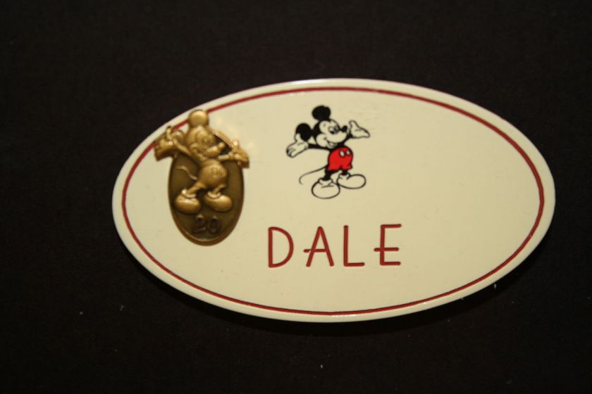 Walt Disney World Cast Member Service 1 to 40 Year Pin Set w/ Name 