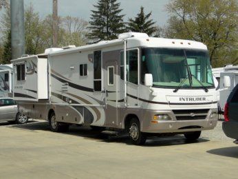 02 Damon Motor Coach Intruder M 369 Class A used motor home 02 Damon 