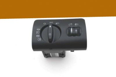 Audi A6 C5 97 01 Head Light & Fog Switch With Rheostat  