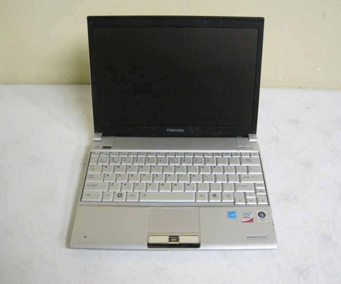 Toshiba Portege R500 Core 2 Duo U7700 1.33GHz 2GB 160GB Vista Laptop 