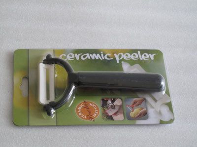 Fine Ceramic Potato Fruit Vegetable Peeler Black handle  