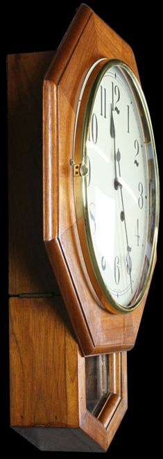 LARGE ROUND VINTAGE GERMAN JAUCH PENDULUM WALL CLOCK  